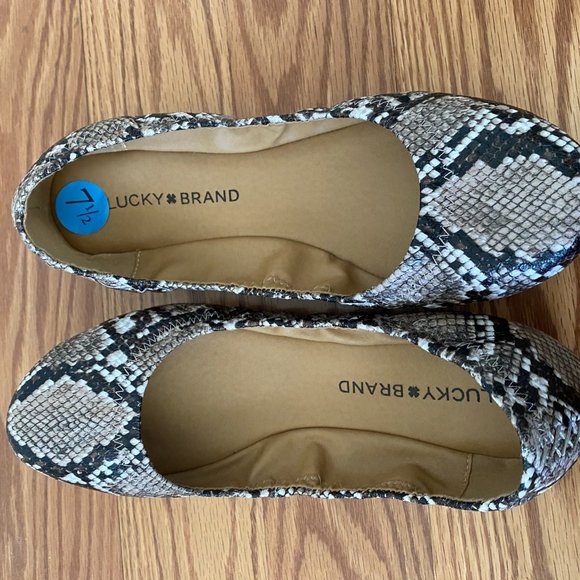 NEW Lucky Brand Erin Snakeskin Ballet Flats Round - Picture 9 of 10